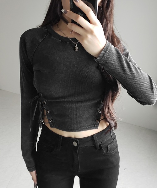 me+em select(ミームセレクト)の「【 2color 】ヴィンテージサイドレースアップカットアウトショートロンT / vintage side lace up cutout short long sleeve T-shirts(Tシャツ/カットソー・レディース・ブラック/ライトグレー・FREE)」の22枚目の写真