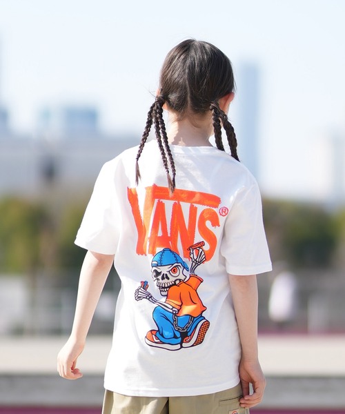 VANS(バンズ)の「VANS/バンズ キッズ 半袖 Tシャツ バックプリント VN000TCK(Tシャツ/カットソー・キッズ・ホワイト/パープル・150cm/140cm/130cm)」の2枚目の写真