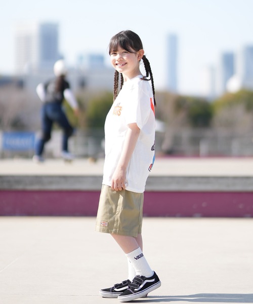 VANS(バンズ)の「VANS/バンズ キッズ 半袖 Tシャツ バックプリント VN000TCK(Tシャツ/カットソー・キッズ・ホワイト/パープル・150cm/140cm/130cm)」の6枚目の写真