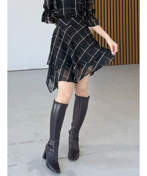 MERCURYDUO(マーキュリーデュオ)の「【セットアップ着用可】シャツランダムヘムミニスカート(スカート・レディース・ブラック/インディゴブルー・SMALL/MEDIUM)」の1枚目の写真