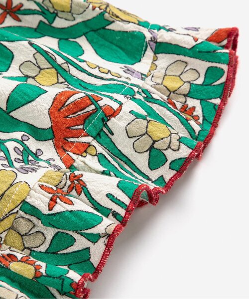 BOBO CHOSES(ボボショーズ)の「総柄Color Herbalis 半パンツ・布帛【キッズ】(その他パンツ・キッズ・マルチ・130/120/110/100)」の4枚目の写真