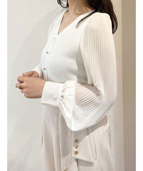 MERCURYDUO（マーキュリーデュオ）の「異素材スリーブカーデニット（ニット/セーター・レディース・アイボリー/オフホワイト・FREE）」の9枚目の写真