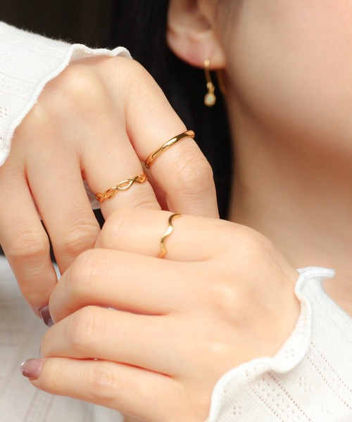 NOIR DE POUPEE(ノワールドプーペ)の「【WEB限定】K18vermeil ニュアンスリング(リング・レディース・ゴールド・#13/#11/#15)」の2枚目の写真