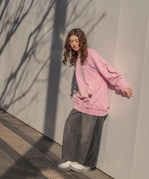 AULA AILA（アウラアイラ）の「AULA AILA/アウラアイラ/別注コクーンシルエットデニムパンツ（デニムパンツ・レディース・ブラック/ブルー・1/0）」の20枚目の写真