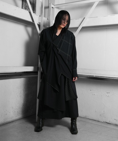 Ruze(ルゼ)の「Asymmetry white stitch pullover shirt /アシンメトリー ホワイトステッチ プルオーバー シャツ(シャツ/ブラウス・メンズ・ブラック・FREE)」の20枚目の写真