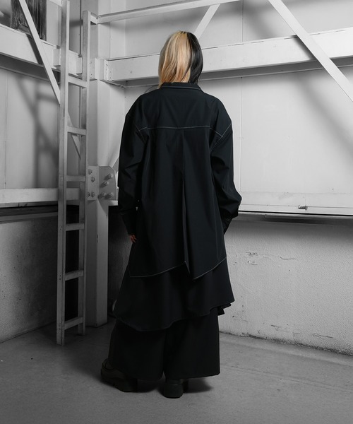 Ruze(ルゼ)の「Asymmetry white stitch pullover shirt /アシンメトリー ホワイトステッチ プルオーバー シャツ(シャツ/ブラウス・メンズ・ブラック・FREE)」の8枚目の写真