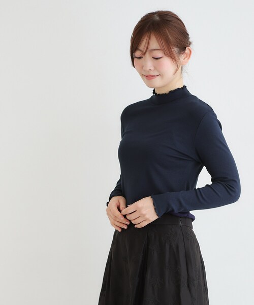 LAURA ASHLEY(ローラアシュレイ)の「【定番人気!5colors/洗える】メロウエラスティックタートル(Tシャツ/カットソー・レディース・イエロー系その他/サックスブルー/アイボリー/ネイビー/ピンク・40/38)」の15枚目の写真