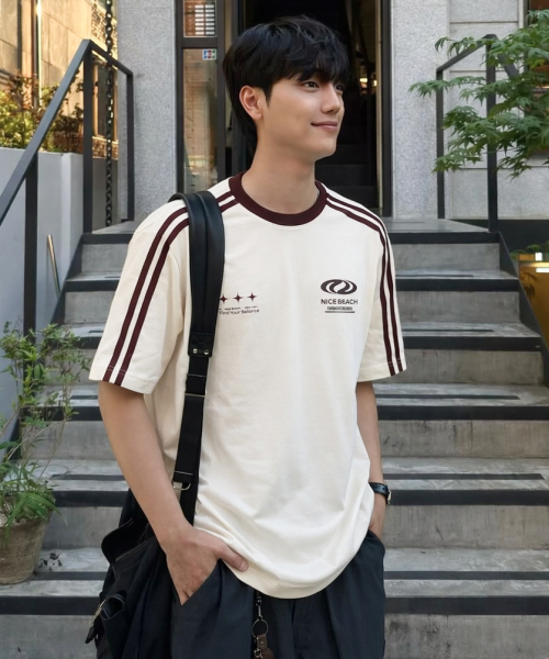URBANDTYPE(アーバンディタイプ)の「フットボールジャージTシャツ_ホワイト/バーガンディ(Tシャツ/カットソー・メンズ・その他・SMALL/MEDIUM/LARGE)」の1枚目の写真