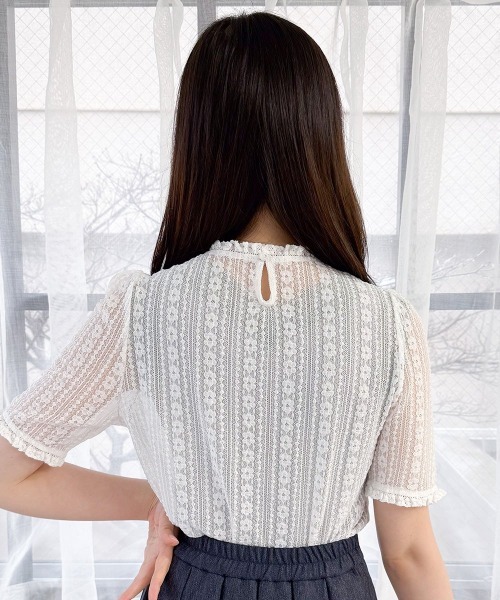 F i.n.t（フィント）の「ストライプレース5分袖トップス（Tシャツ/カットソー・レディース・アイボリー/オフホワイト・FREE）」の7枚目の写真