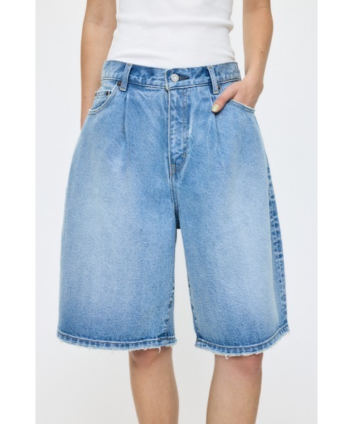 MOUSSY BEP HEART DENIM ショーツ　デニム セール】TUCKED COCOON BERMUDA ショーツ（デニムパンツ）｜MOUSSY