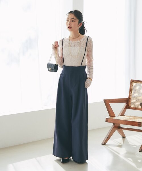 La boutique BonBon（ラブティックボンボン）の「【愛されカジュアル】ストラップ付バギーパンツ（その他パンツ・レディース・ネイビー/ライトベージュ・38/36）」の6枚目の写真