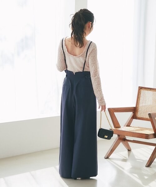 La boutique BonBon（ラブティックボンボン）の「【愛されカジュアル】ストラップ付バギーパンツ（その他パンツ・レディース・ネイビー/ライトベージュ・38/36）」の10枚目の写真