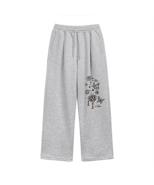 RANDOMOFF(ランダムオフ)の「BUTTERFLY DREAM ONE TUCK WIDE SWEAT PANTS (2color)(スウェットパンツ・レディース・ライトグレー/ブラック・SMALL/MEDIUM/LARGE)」の2枚目の写真