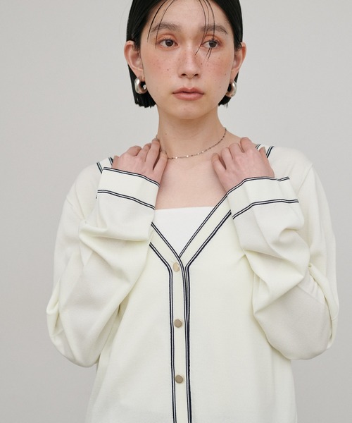 LARUTA(ラルータ)の「【LARUTA】強撚配色ラインカーディガン(カーディガン/ボレロ・レディース・ネイビー/ミント/キャメル/グレイッシュベージュ/オフホワイト・FREE)」の2枚目の写真