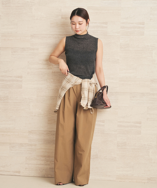 plage（プラージュ）の「Seamless Bottleneck ニット（ニット/セーター・レディース・ベージュ/ホワイト/チャコールグレー・FREE）」の4枚目の写真