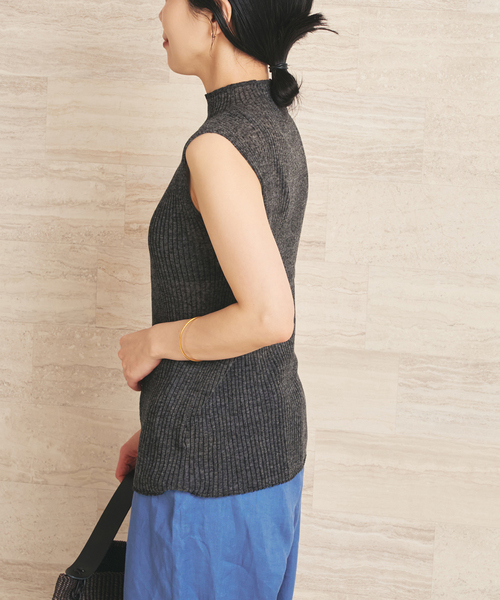 plage（プラージュ）の「Seamless Bottleneck ニット（ニット/セーター・レディース・ベージュ/ホワイト/チャコールグレー・FREE）」の20枚目の写真