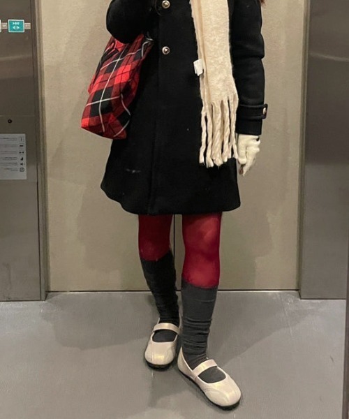SOLLON.(ソルロン)の「バイカラーバレエシューズ(パンプス・レディース・シルバー/アイボリー・L)」の6枚目の写真
