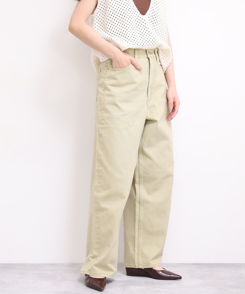 FUNALIVE(ファンアライブ)の「LE MELANGE ハイウエストカーブデニムパンツ(デニムパンツ・レディース・ベージュ・LARGE)」の14枚目の写真