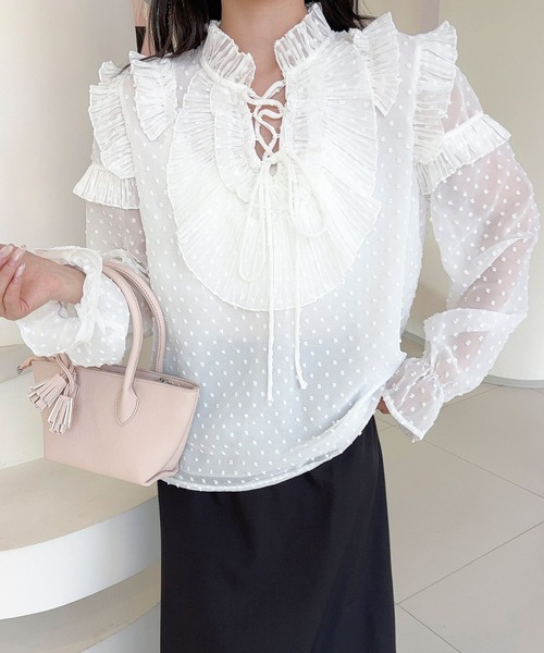 Jasmine Grandiflorum(ジャスミングランディフローラム)の「【Jasmine】ドッドフリルレースアップブラウス(シャツ/ブラウス・レディース・ブラック/ホワイト・FREE)」の2枚目の写真