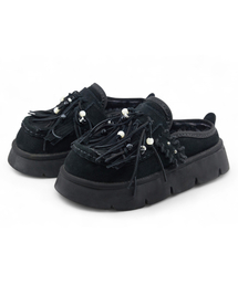 YASE（ヤセ）の「ソンイソンイxヤセ ネイティブ テスル 天然羊毛 クロッグ ブラック（サンダル）」