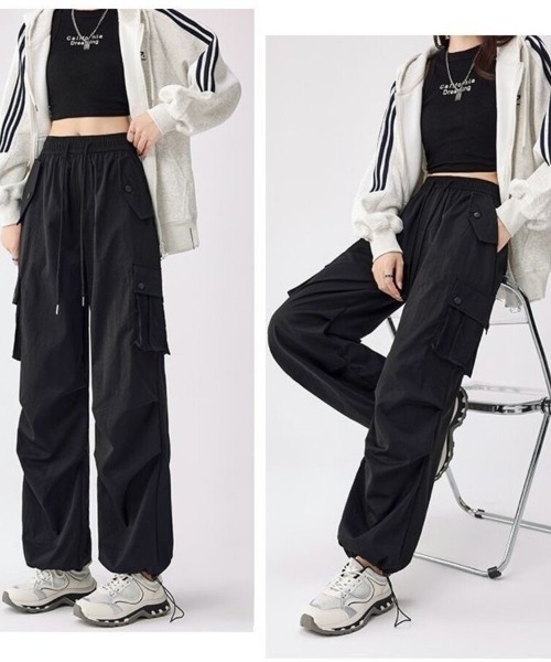 Beststore（ベストストア）の「【全6色】ハイウエスト & ワイドシルエット ドローストリング カーゴパンツ（カーゴパンツ・レディース・ダークグレー/カーキ/ブラック/レッド/ピンク/ベージュ・L/M）」の11枚目の写真