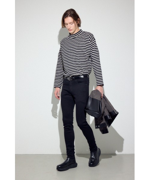 AZUL by moussy(アズールバイマウジー)の「AZUL DENIM スキニー(デニムパンツ・メンズ・ブラック/ブルー・X-SMALL/MEDIUM/LARGE/SMALL/X-LARGE)」の4枚目の写真