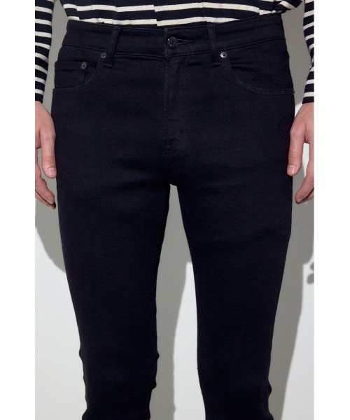 AZUL by moussy(アズールバイマウジー)の「AZUL DENIM スキニー(デニムパンツ・メンズ・ブラック/ブルー・X-SMALL/MEDIUM/LARGE/SMALL/X-LARGE)」の8枚目の写真