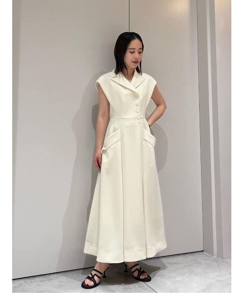 COLUMN(コラム)の「COLUMN / シェイプドノースリーブワンピース(ワンピース・レディース・オフホワイト/ネイビー・36/38)」の10枚目の写真
