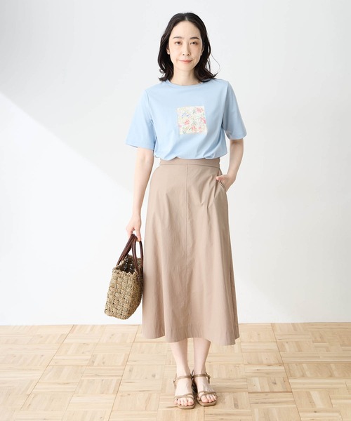 DECOY SINCE 1981（デコイシンスイチキュウハチイチ）の「【ひやさらコットン】フラワープリントTシャツ【綿100％・接触冷感・UVカット】（Tシャツ/カットソー・レディース・サックスブルー/ネイビー/ホワイト・M/L/LL/3L/4L）」の10枚目の写真