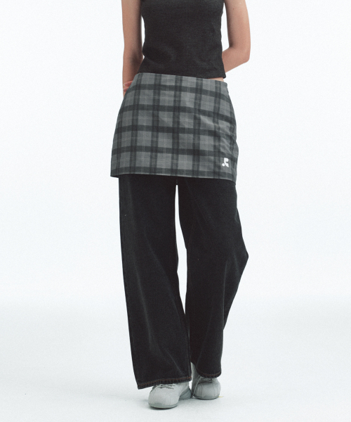 Rest&Recreation（レストアンドレクリエーション）の「RR CHECK MINI SKIRT - CHARCOAL（スカート・レディース・その他・SMALL/MEDIUM）」の6枚目の写真