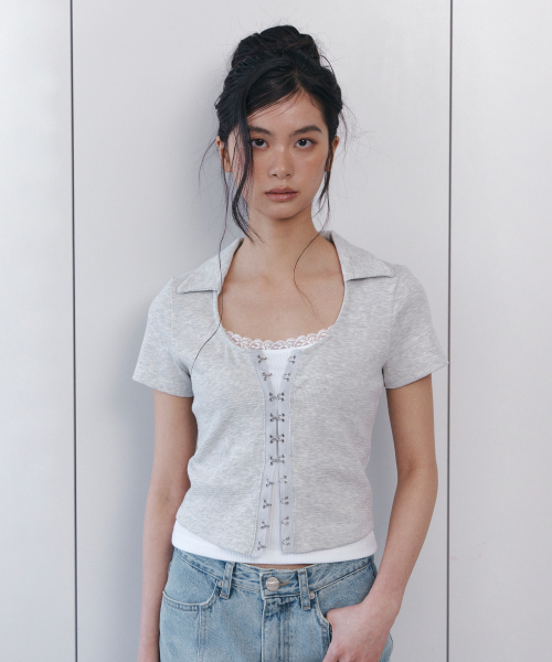 CURETTY（キュリティ）の「C HOOK & EYE SLIM HALF TOP_LIGHT GREY（Tシャツ/カットソー・レディース・ライトグレー・SMALL）」の4枚目の写真