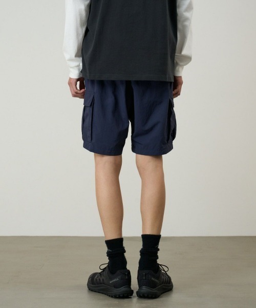 Kinetics（キネティクス）の「Gramicci NYLON EXPLORER CARGO SHORT（グラミチ ナイロン エクスプローラー カーゴショーツ）（その他パンツ・メンズ・ネイビー系/ベージュ系/ブラック/オレンジ系・LARGE/XX-LARGE/MEDIUM/X-LARGE）」の18枚目の写真