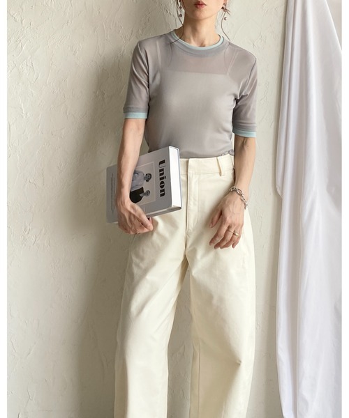 She's Closet(シーズクローゼット)の「クルーネック半袖 配色バイカラー レイヤード風 シアートップス(Tシャツ/カットソー・レディース・アイボリー/ブラック/グレー・FREE)」の6枚目の写真