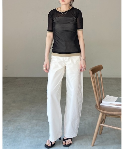 She's Closet(シーズクローゼット)の「クルーネック半袖 配色バイカラー レイヤード風 シアートップス(Tシャツ/カットソー・レディース・アイボリー/ブラック/グレー・FREE)」の11枚目の写真