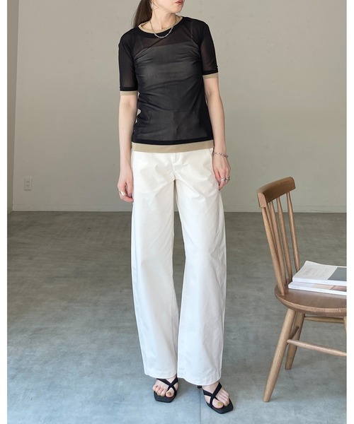 She's Closet(シーズクローゼット)の「クルーネック半袖 配色バイカラー レイヤード風 シアートップス(Tシャツ/カットソー・レディース・アイボリー/ブラック/グレー・FREE)」の20枚目の写真