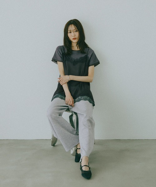 GLOBAL WORK（グローバルワーク）の「フェイクレイヤードT半袖/684021（Tシャツ/カットソー・レディース・チャコールグレー/ライトブルー/ブラック/ホワイト・LARGE/MEDIUM）」の14枚目の写真