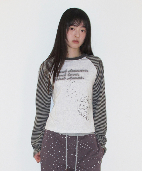 AMESWORLDWIDE(アメスワールドワイド)の「CUPID RABBIT STRIPE RAGLAN LS TEE GREY(Tシャツ/カットソー・レディース・その他・SMALL/LARGE/MEDIUM)」の6枚目の写真