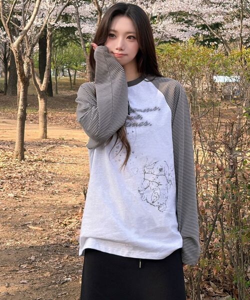 AMESWORLDWIDE(アメスワールドワイド)の「CUPID RABBIT STRIPE RAGLAN LS TEE GREY(Tシャツ/カットソー・レディース・その他・SMALL/LARGE/MEDIUM)」の16枚目の写真