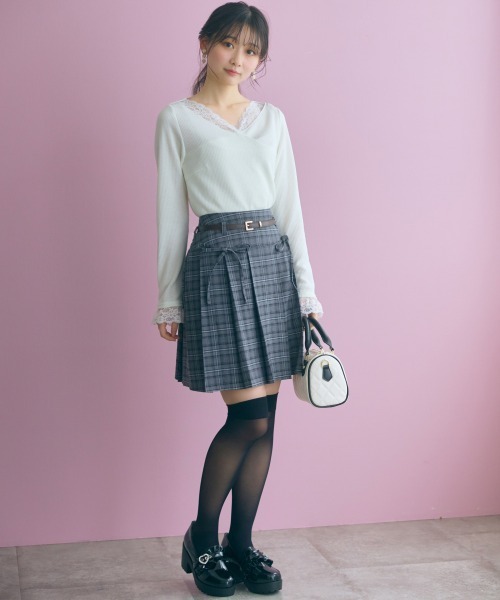 marun(マルン)の「<大きいサイズ>チェック柄プリーツショート丈スカート(ベルト付) marun(スカート・レディース・ホワイト系/グレー系・5L/4L/3L/LL/L)」の17枚目の写真