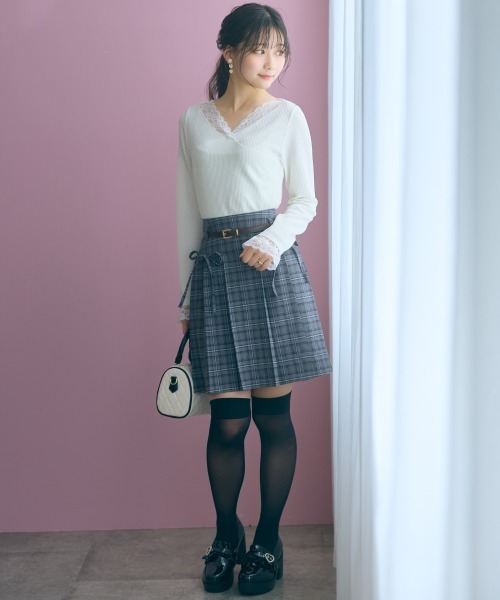 marun(マルン)の「<大きいサイズ>チェック柄プリーツショート丈スカート(ベルト付) marun(スカート・レディース・ホワイト系/グレー系・5L/4L/3L/LL/L)」の21枚目の写真