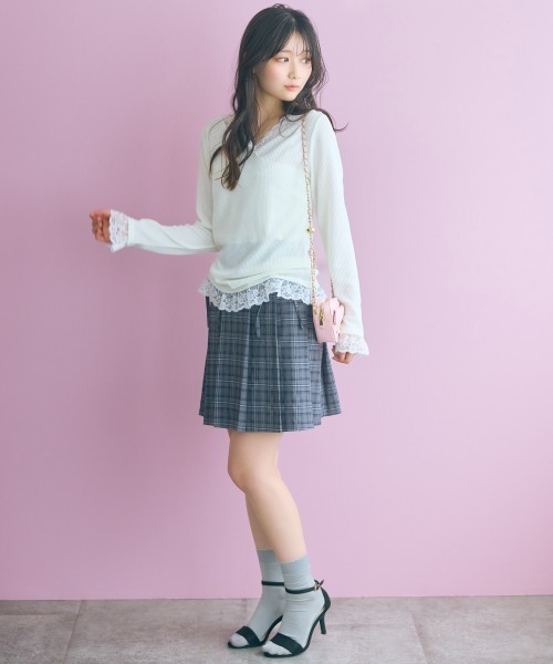 marun(マルン)の「<大きいサイズ>チェック柄プリーツショート丈スカート(ベルト付) marun(スカート・レディース・ホワイト系/グレー系・5L/4L/3L/LL/L)」の6枚目の写真