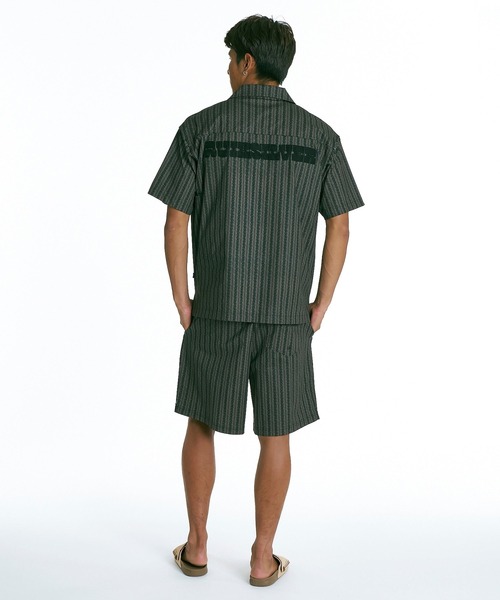 Quiksilver(クイックシルバー)の「QUIKSILVER メンズ SIGN OPEN SHIRT 半袖シャツ 接触冷感 速乾 UPF50+ 4WAYストレッチ<NATURE TECH>【2026年夏モデル】(シャツ/ブラウス・メンズ・ブラック/ブラウン系その他2/ブラウン系その他・LARGE/MEDIUM/X-LARGE)」の18枚目の写真