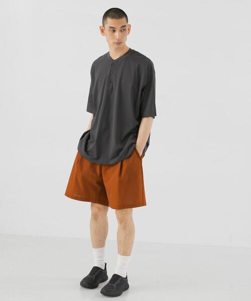 EKAL(エカル)の「『UR TECH ひやサラクール』ヘンリーネックショートスリーブTシャツ(Tシャツ/カットソー・メンズ・ブラック/ネイビー/チャコールグレー・MEDIUM/LARGE)」の14枚目の写真