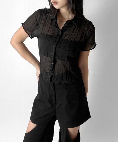 LVEU.(ラブユ.)の「【LVEU.】シースルー半袖シャツ / トップス 半袖 シースルー シャツ クロップド シアー ZOZOTOWN限定(シャツ/ブラウス・レディース・ホワイト/ブラック・FREE)」の6枚目の写真