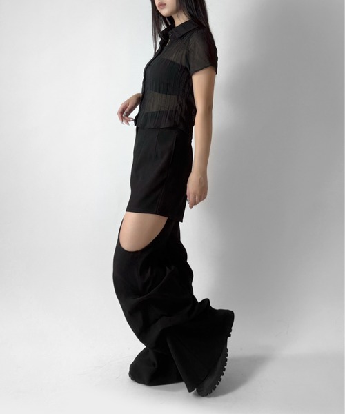 LVEU.(ラブユ.)の「【LVEU.】シースルー半袖シャツ / トップス 半袖 シースルー シャツ クロップド シアー ZOZOTOWN限定(シャツ/ブラウス・レディース・ホワイト/ブラック・FREE)」の11枚目の写真