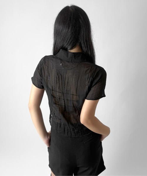 LVEU.(ラブユ.)の「【LVEU.】シースルー半袖シャツ / トップス 半袖 シースルー シャツ クロップド シアー ZOZOTOWN限定(シャツ/ブラウス・レディース・ホワイト/ブラック・FREE)」の7枚目の写真