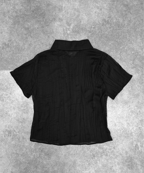 LVEU.(ラブユ.)の「【LVEU.】シースルー半袖シャツ / トップス 半袖 シースルー シャツ クロップド シアー ZOZOTOWN限定(シャツ/ブラウス・レディース・ホワイト/ブラック・FREE)」の22枚目の写真