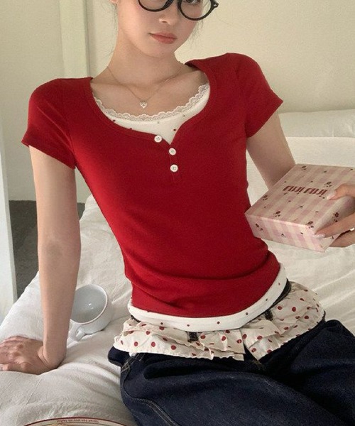 HALEY PESCA(ヘーリーペスカ)の「HALEY PESCA/ドットフェイクレイヤード レースヘンリーネックトップス(Tシャツ/カットソー・レディース・レッド・MEDIUM/SMALL)」の8枚目の写真
