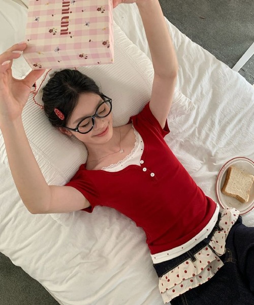 HALEY PESCA(ヘーリーペスカ)の「HALEY PESCA/ドットフェイクレイヤード レースヘンリーネックトップス(Tシャツ/カットソー・レディース・レッド・MEDIUM/SMALL)」の19枚目の写真