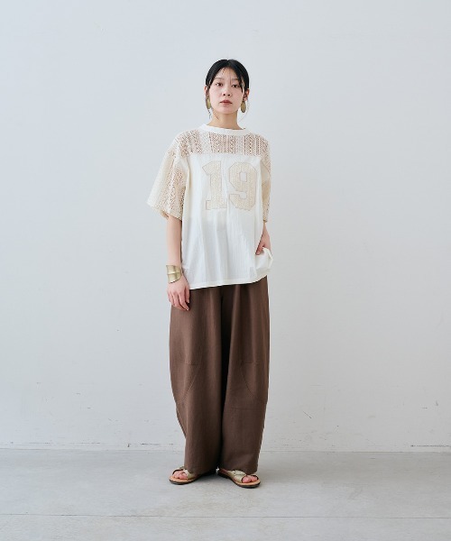 MEDE19F(メデジュウキュウ)の「MEDE19F レースナンバーコラージュトップス(その他トップス・レディース・オフホワイト/キャメル/ブラック・L/LL/M)」の4枚目の写真